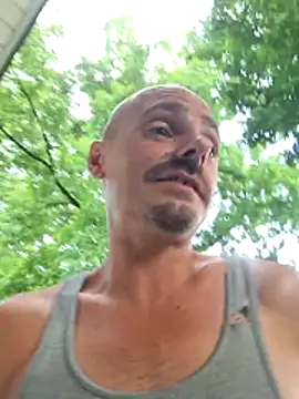 DaddyAndSplashQueen élő XXX-chatje