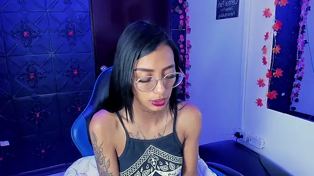 Chat XXX ao vivo de KarlaSlutSkinny__