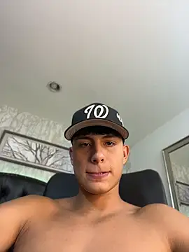 Lander_Cruzn Live XXX chat