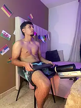 Chatroom XXX en direct de Noah_Smith01