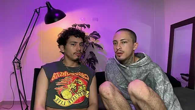 Noah_and_Steven's Live XXX Chat