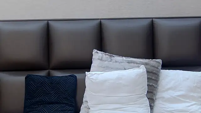 FoxyJoy Live XXX-chat