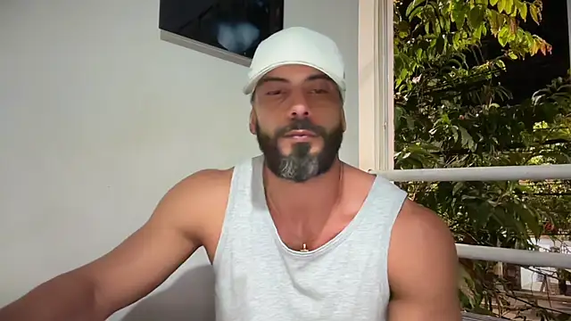 romeolovedark Chat XXX live