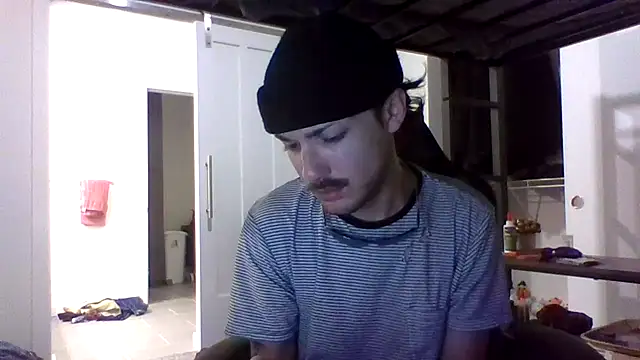 Jbenz420 Chat XXX in diretta