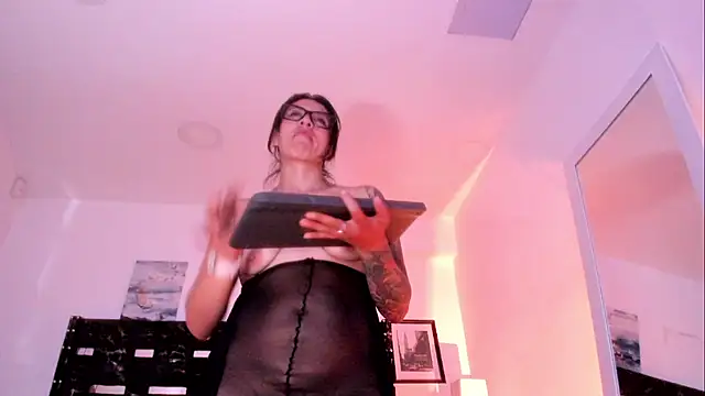 Živý XXX chat ZarayFeet