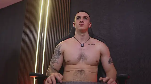 Chat XXX en directo de JacksonOlsenn