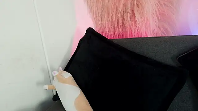 Chatroom XXX en direct de mia_roux1