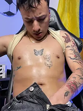 Chat +18 de Dereck_Klain ao vivo
