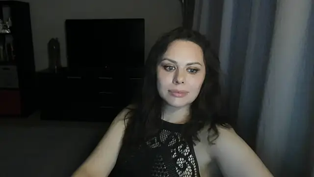 MollyCheiz Adlı Modelin Canlı XXX Sohbeti