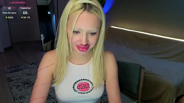 Chatroom XXX en direct de Luna_Beverly