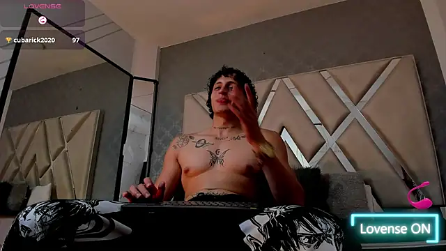 JayTaylorr Chat XXX in diretta