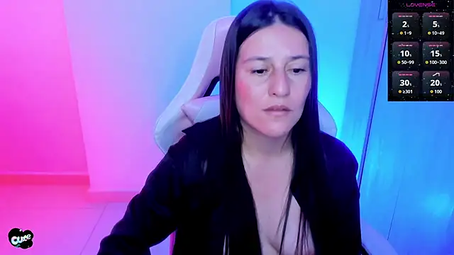 Živý XXX chat Saskyaa