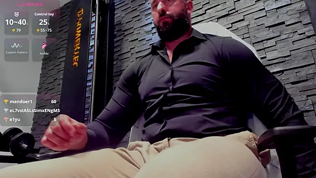 Онлайн чат XXX David_Big_Daddy