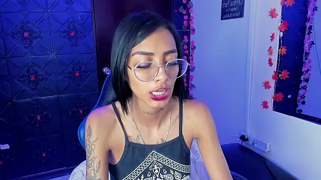 KarlaSlutSkinny__ Obrolan Langsung XXX