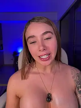 XXX chat uživo modela lanataylor_7