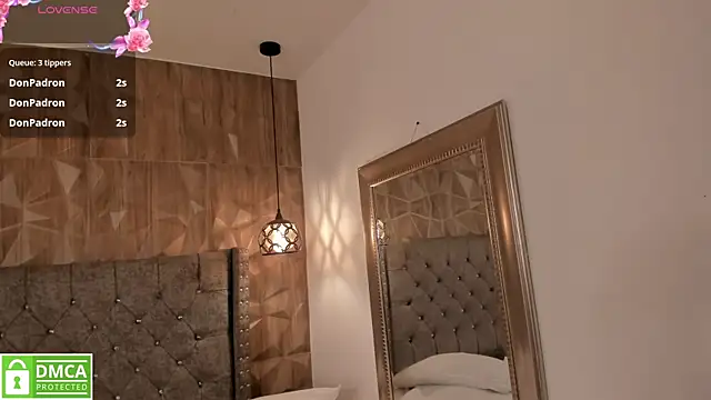 Zamahara_Rodriguez Adlı Modelin Canlı XXX Sohbeti