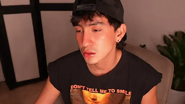 sweettaaron01 现场XXX聊天