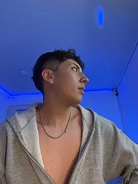 OLIVER_K 现场XXX聊天