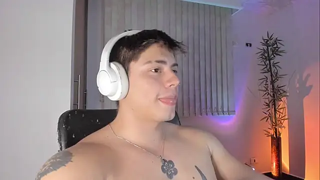 Giordano_Russo élő XXX-chatje