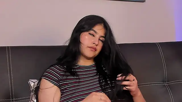 Emma__clark_'s Live XXX Chat