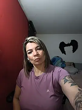 charlotedoll élő XXX-chatje