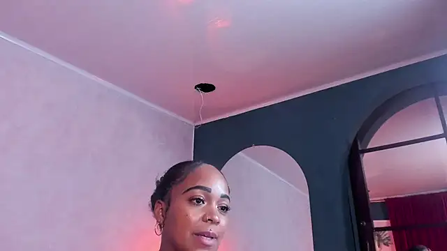 rouses_malih's Live XXX Chat