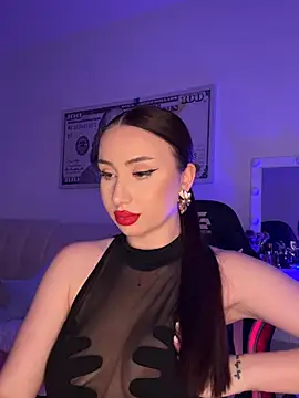 Онлайн чат XXX KemberlyEll