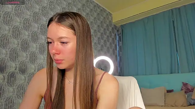 צ'אט XXX בשידור חי של Nicole_Charm