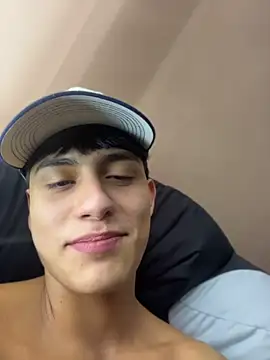 Lander_Cruz élő XXX-chatje
