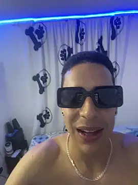 jhuan99 Webcam show