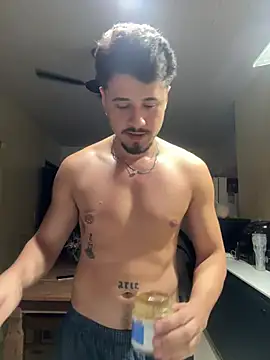 Chat XXX ao vivo de guzzfit