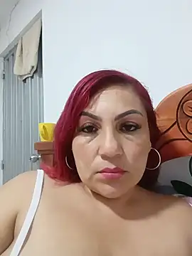 Agata_Traviesa Adlı Modelin Canlı XXX Sohbeti