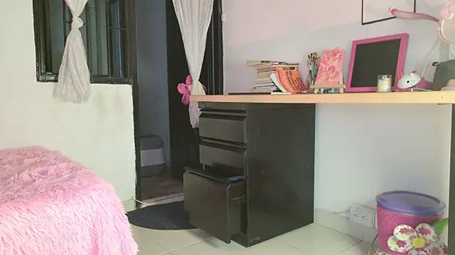 eva_sin18's Live XXX Chat