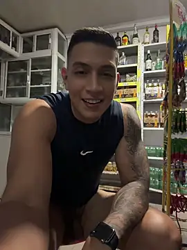 OliverWest04's Live XXX Chat