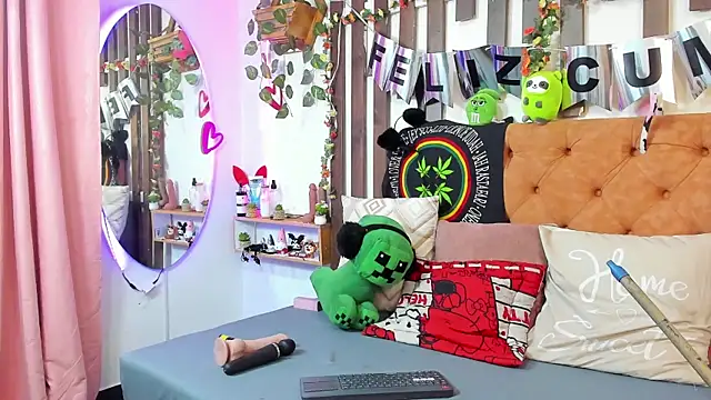 MeowMota_ Chat XXX live
