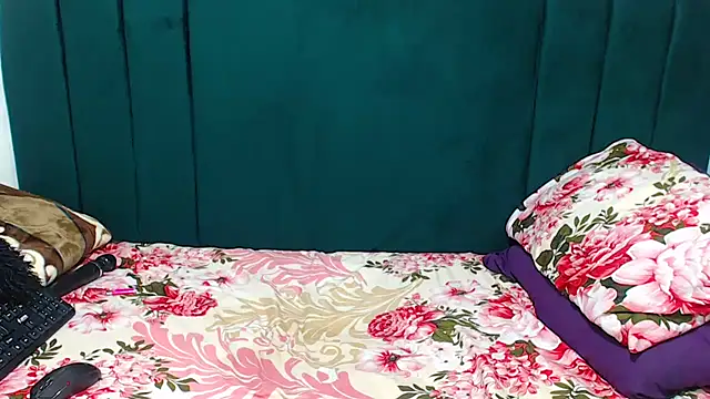 Živý XXX chat BUSTYTUMIXX23