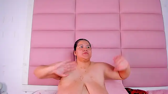 Živý XXX chat AmaranttayLunay