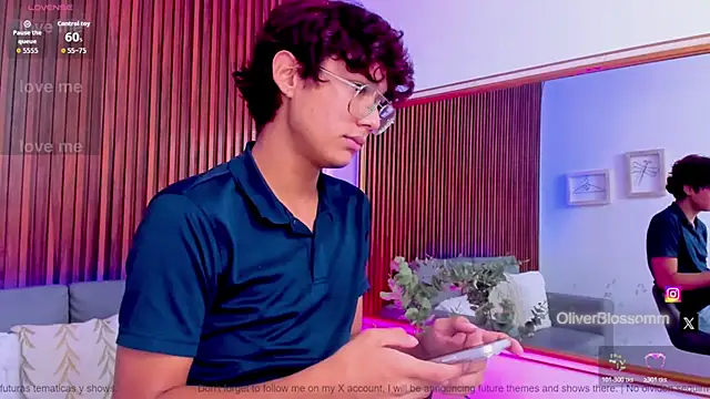 Oliver20__ Live XXX-chat