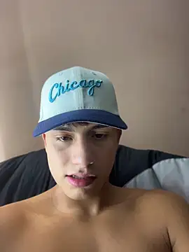 Chat XXX Live Lander_Cruz
