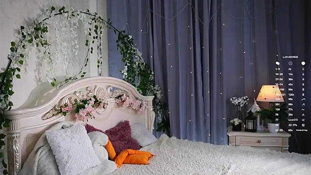 MonaEldon 现场XXX聊天