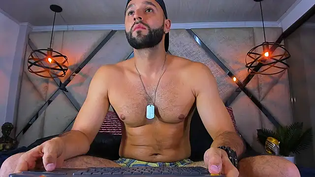 Mike333_: απευθείας συνομιλία ΧΧΧ