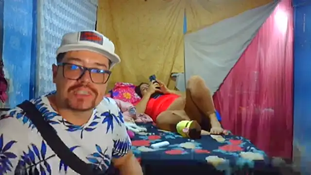 pecadodulce123 élő XXX-chatje