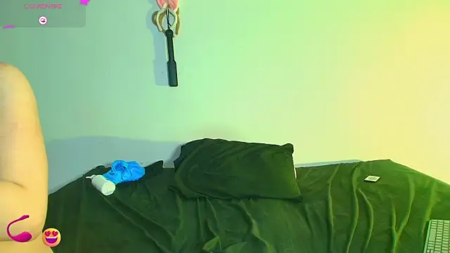 Živý XXX chat JeremmyAndStacy