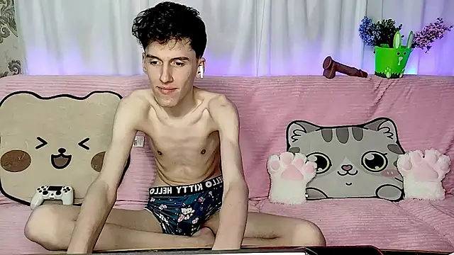 GoodBoyLuca: απευθείας συνομιλία ΧΧΧ