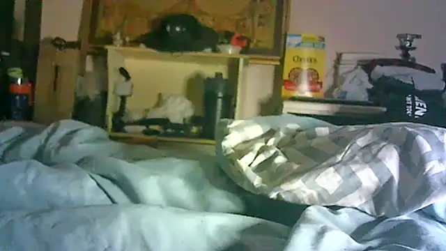 _P3RKY_IMMORTAL3_FIR3_ élő XXX-chatje