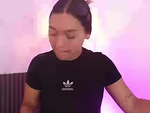 Samantha_Lopez_ 即時 XXX 聊天