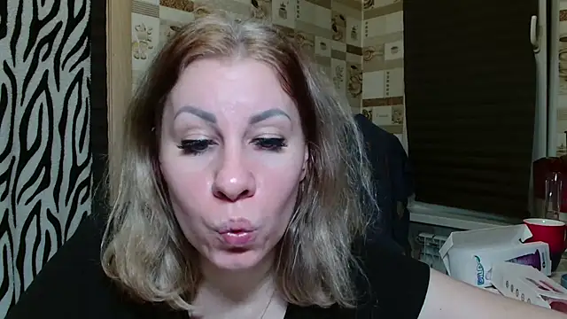 TherestlessKitty live XXX chat