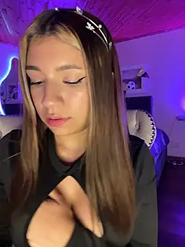 Chat +18 de Isabella18_pink ao vivo