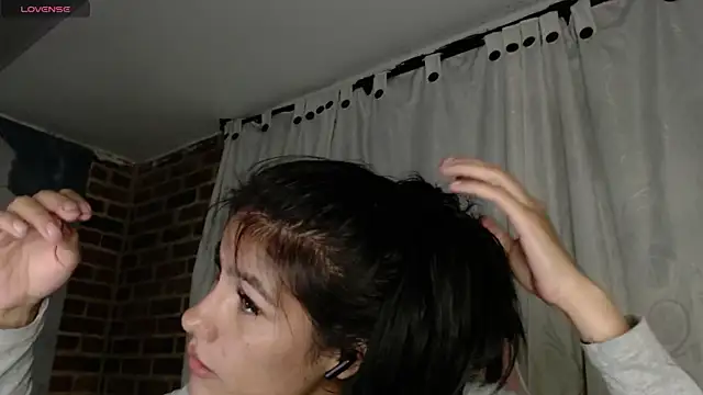 Živý XXX chat ailyngg