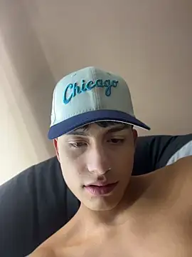 Lander_Cruz XXX чат на живо